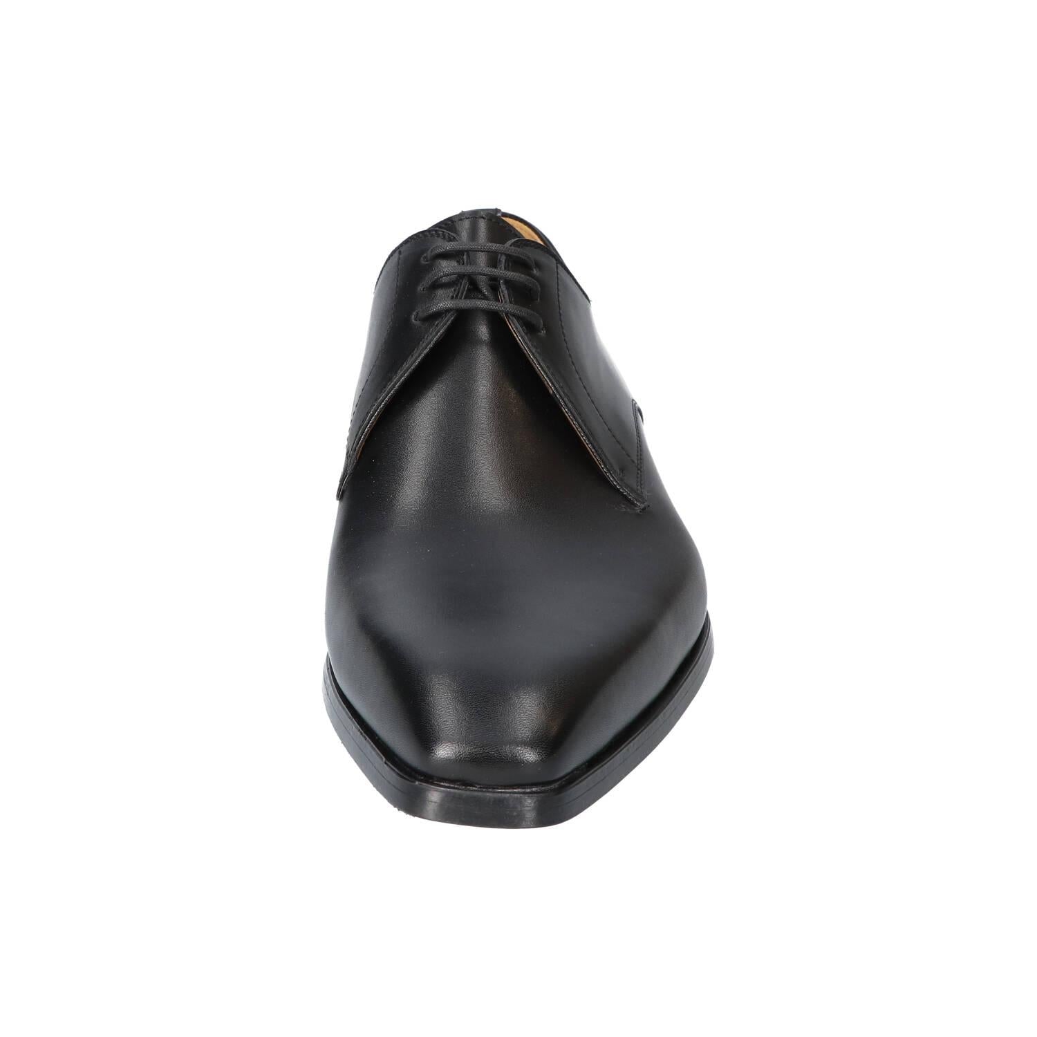 Veterschoenen, Zwart