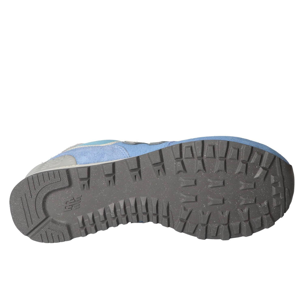 Baskets, bleu clair