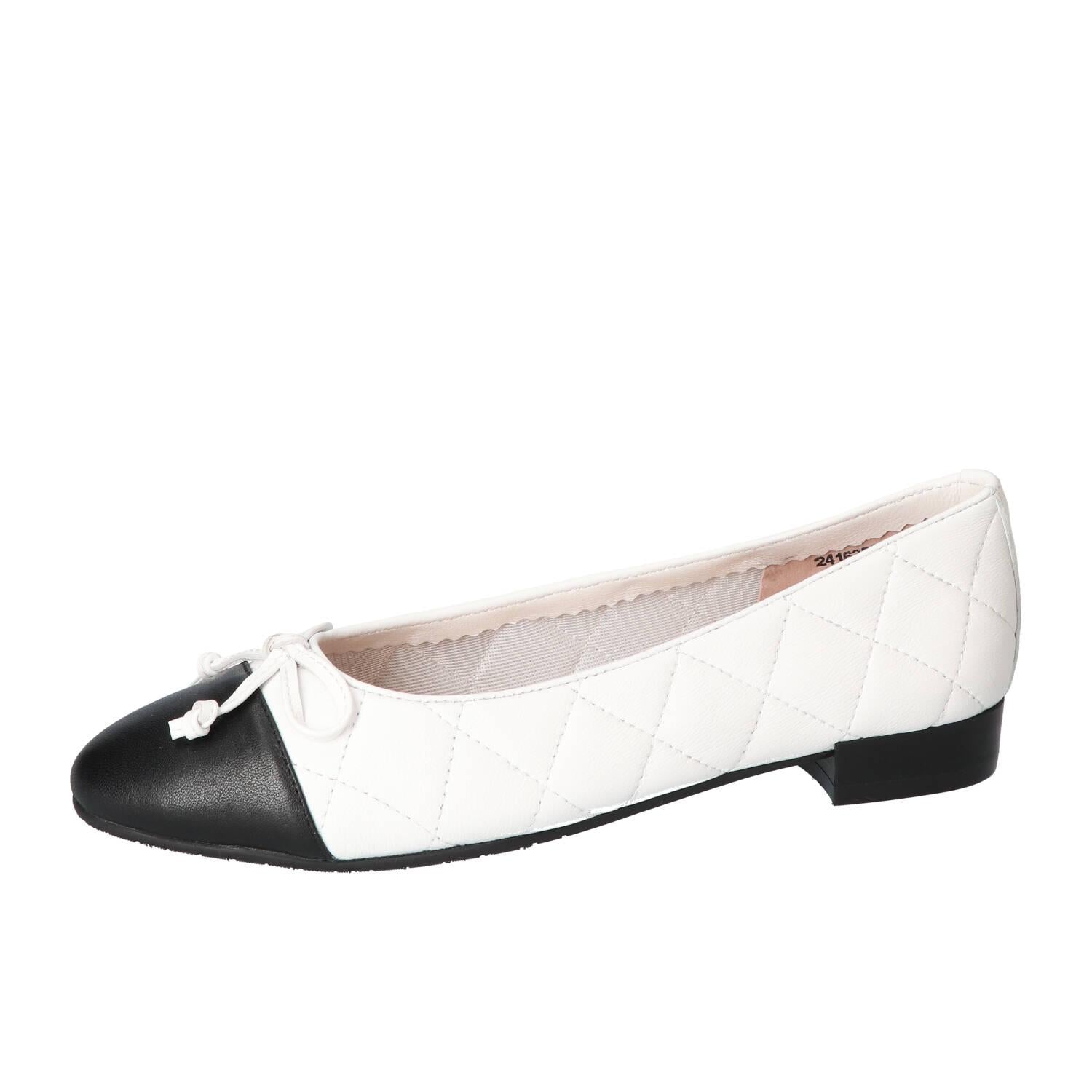 Ballerines, blanches