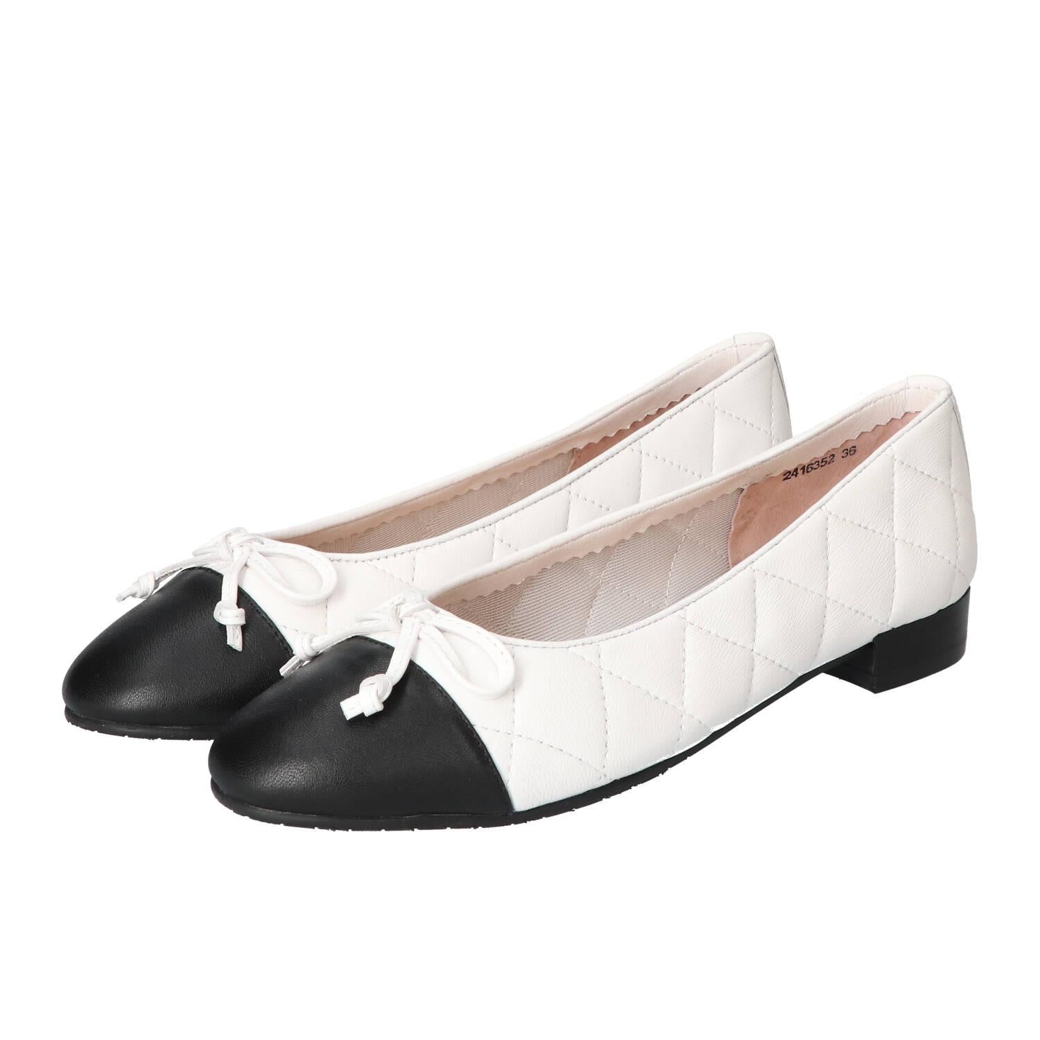 Ballerines, blanches