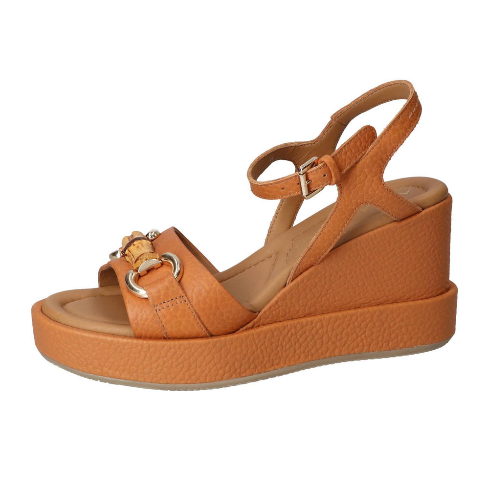 Sandales, Cognac