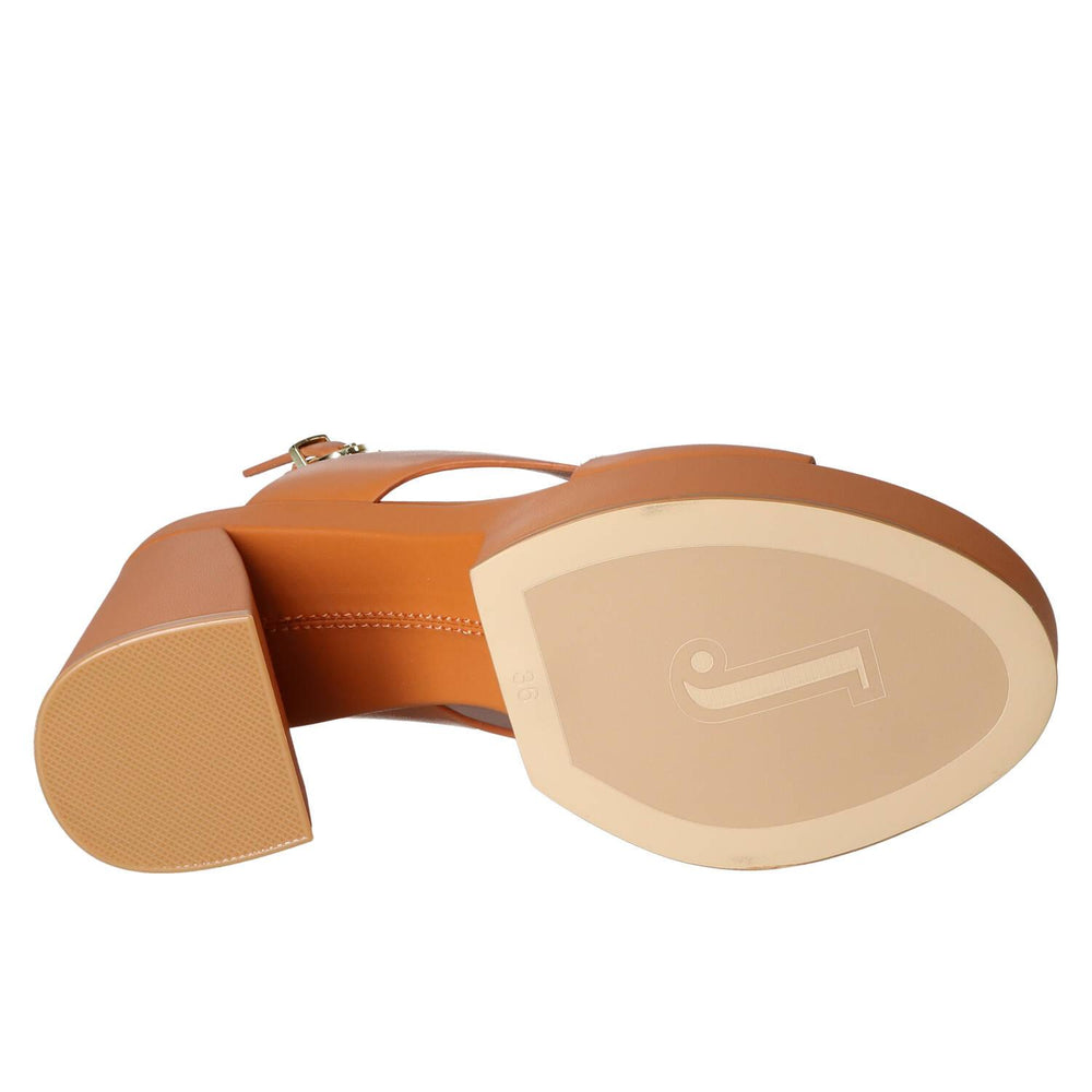 Sandales, Cognac