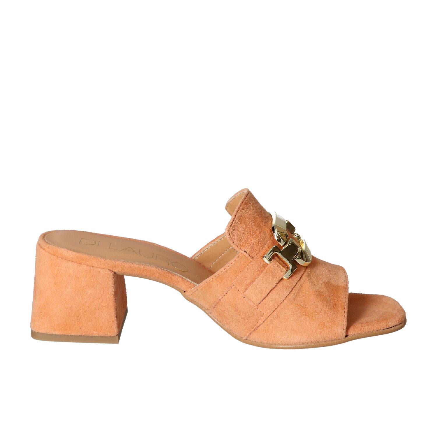 Mules, Orange
