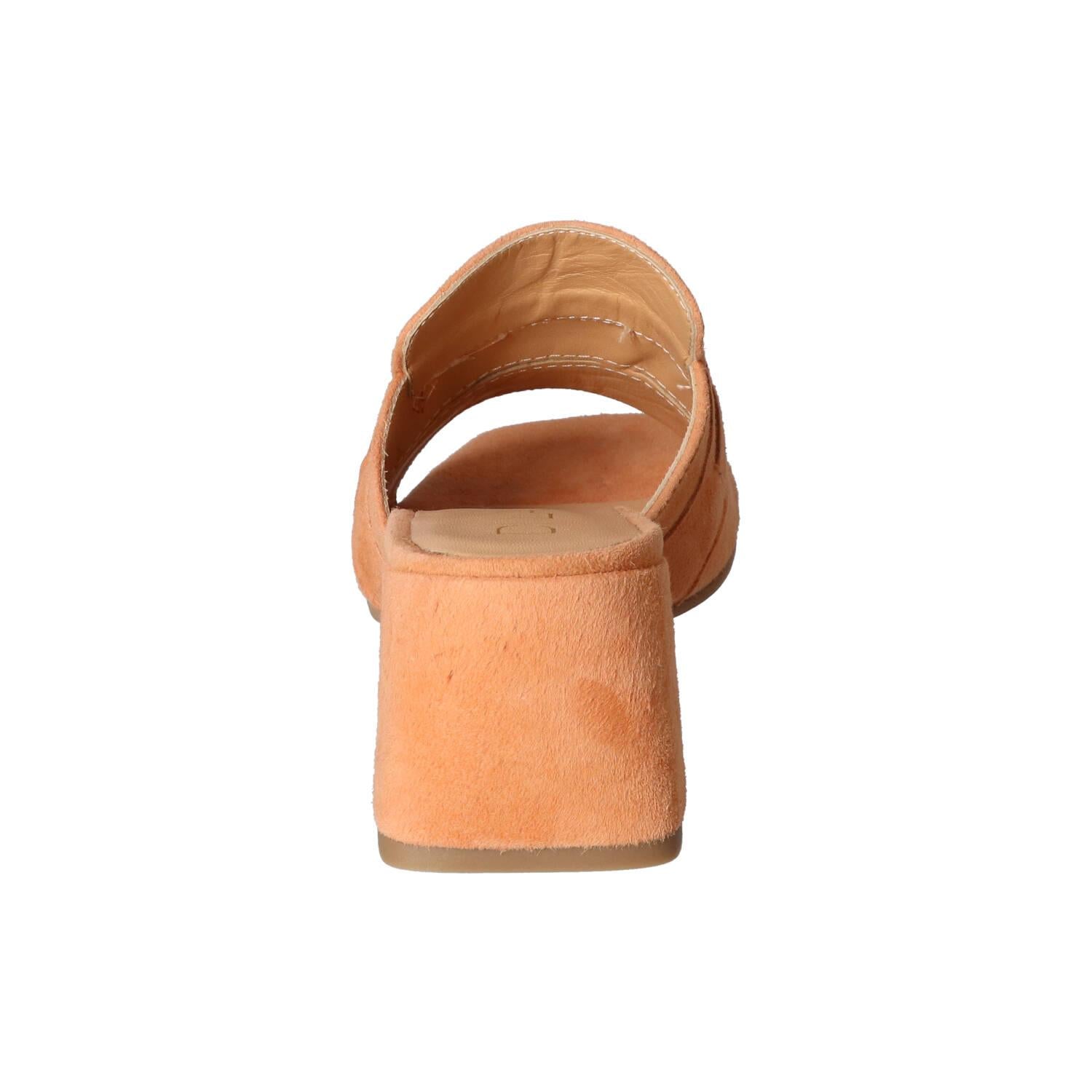 Mules, Orange
