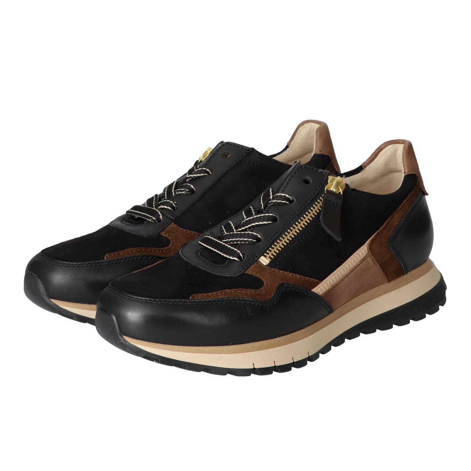 Sneakers, Zwart