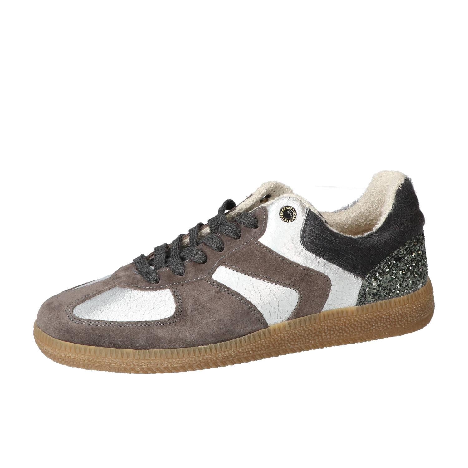 Baskets, argent