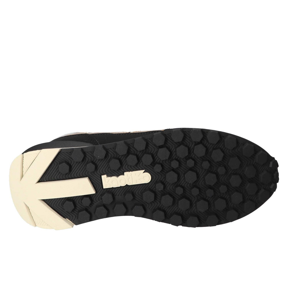 Baskets, noires