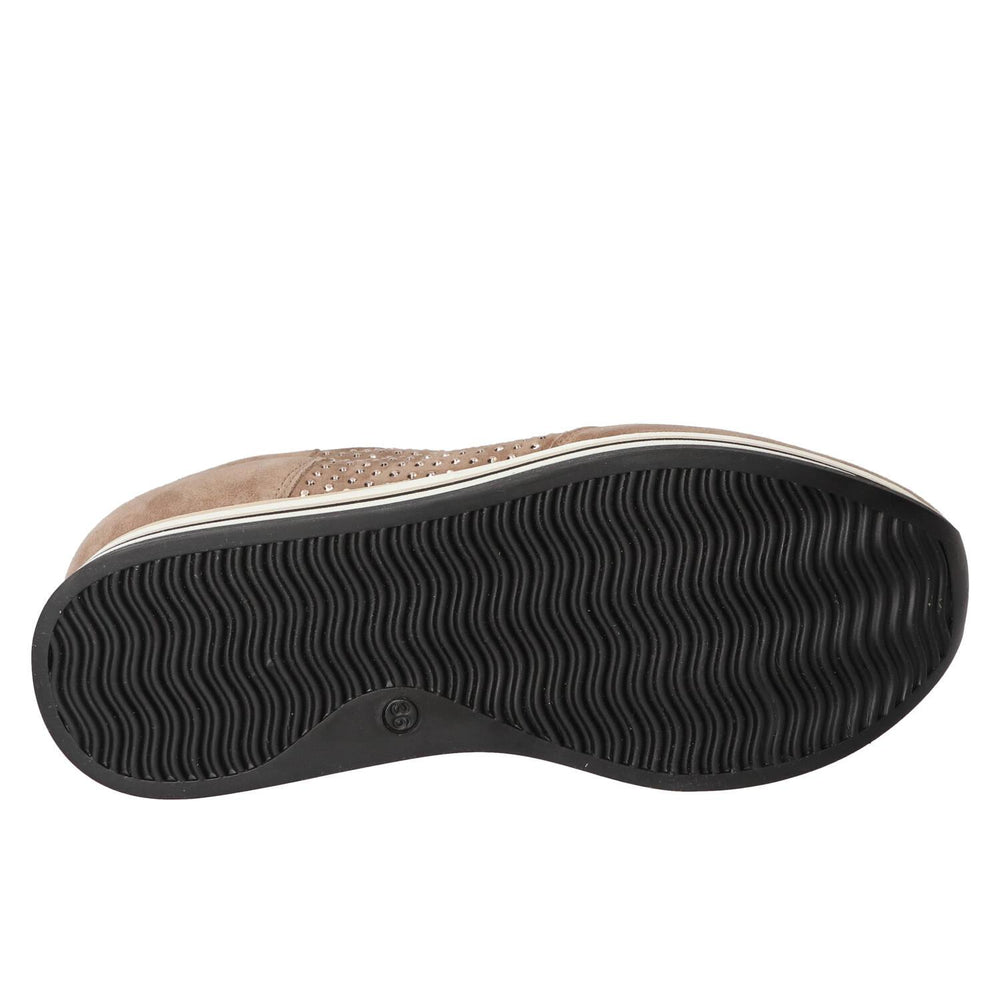 Baskets, taupe