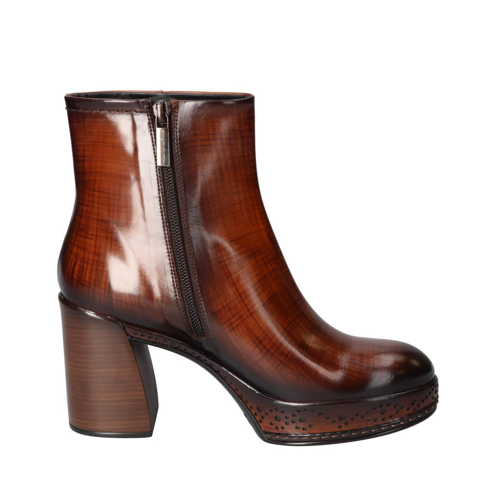 Bottines, Cognac