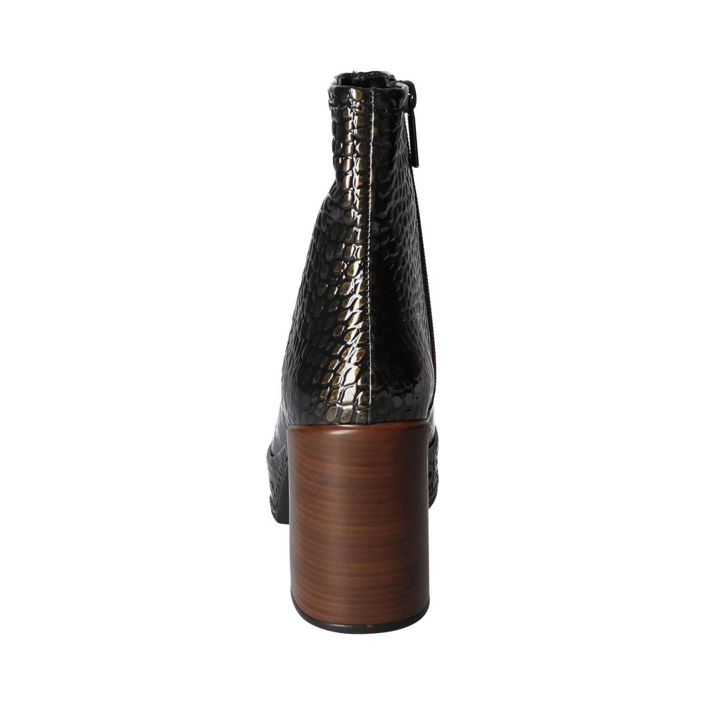 Bottines, Bronze