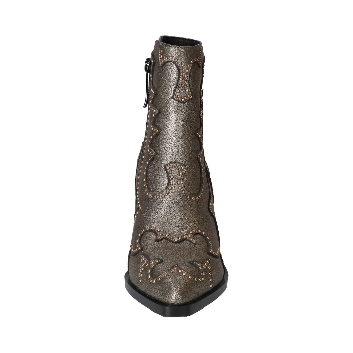 Bottines, Bronze