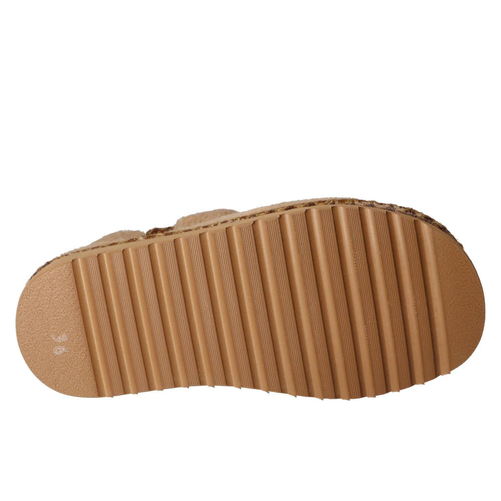 Chaussons, Cognac