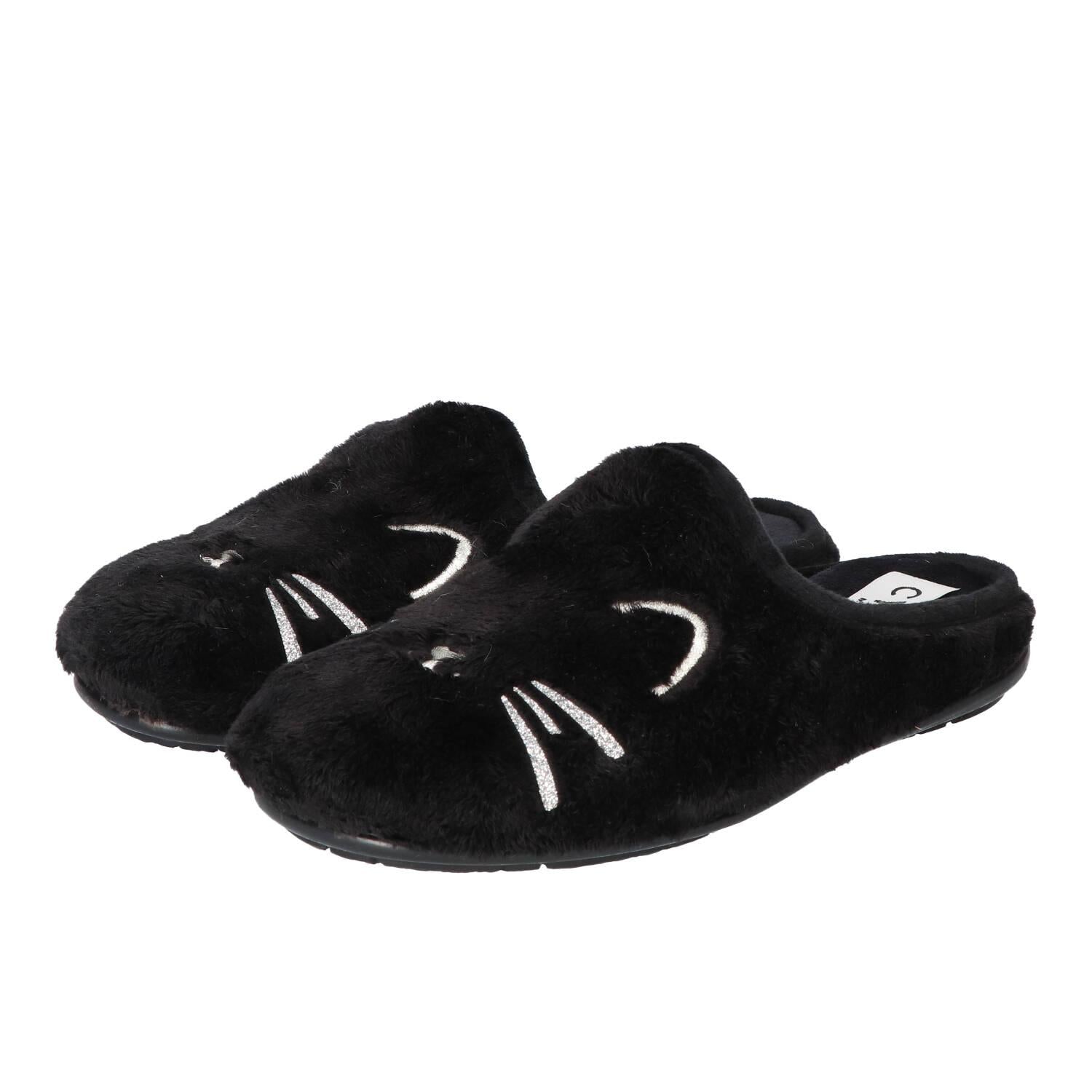 Pantoffels, Zwart