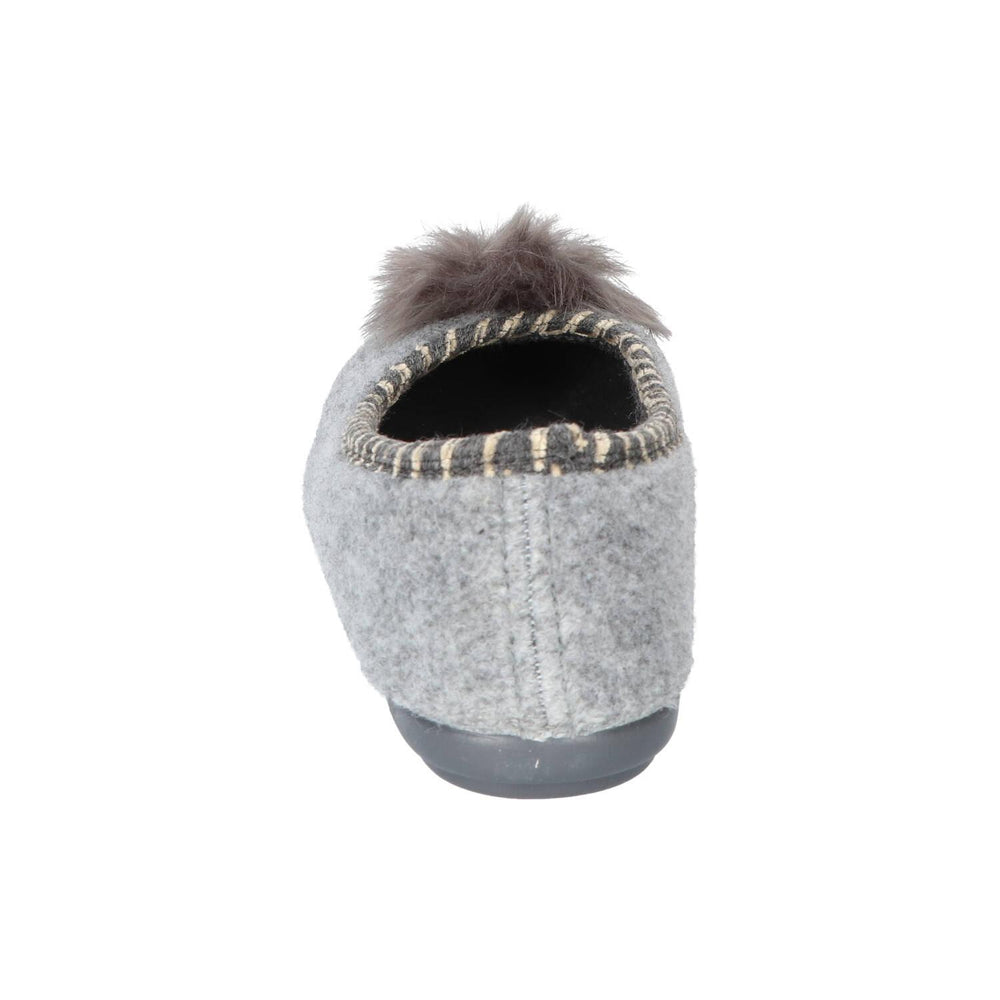 Chaussons, Gris