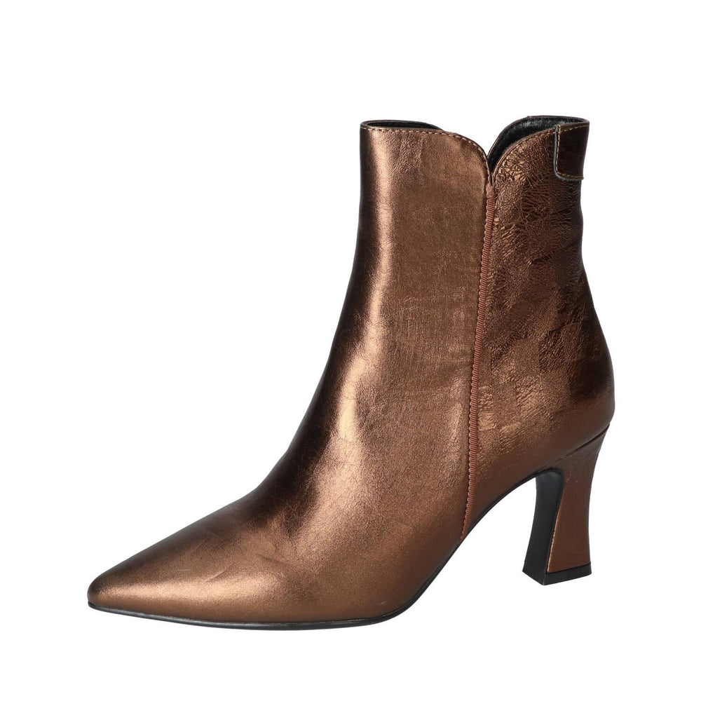 Bottines, Bronze