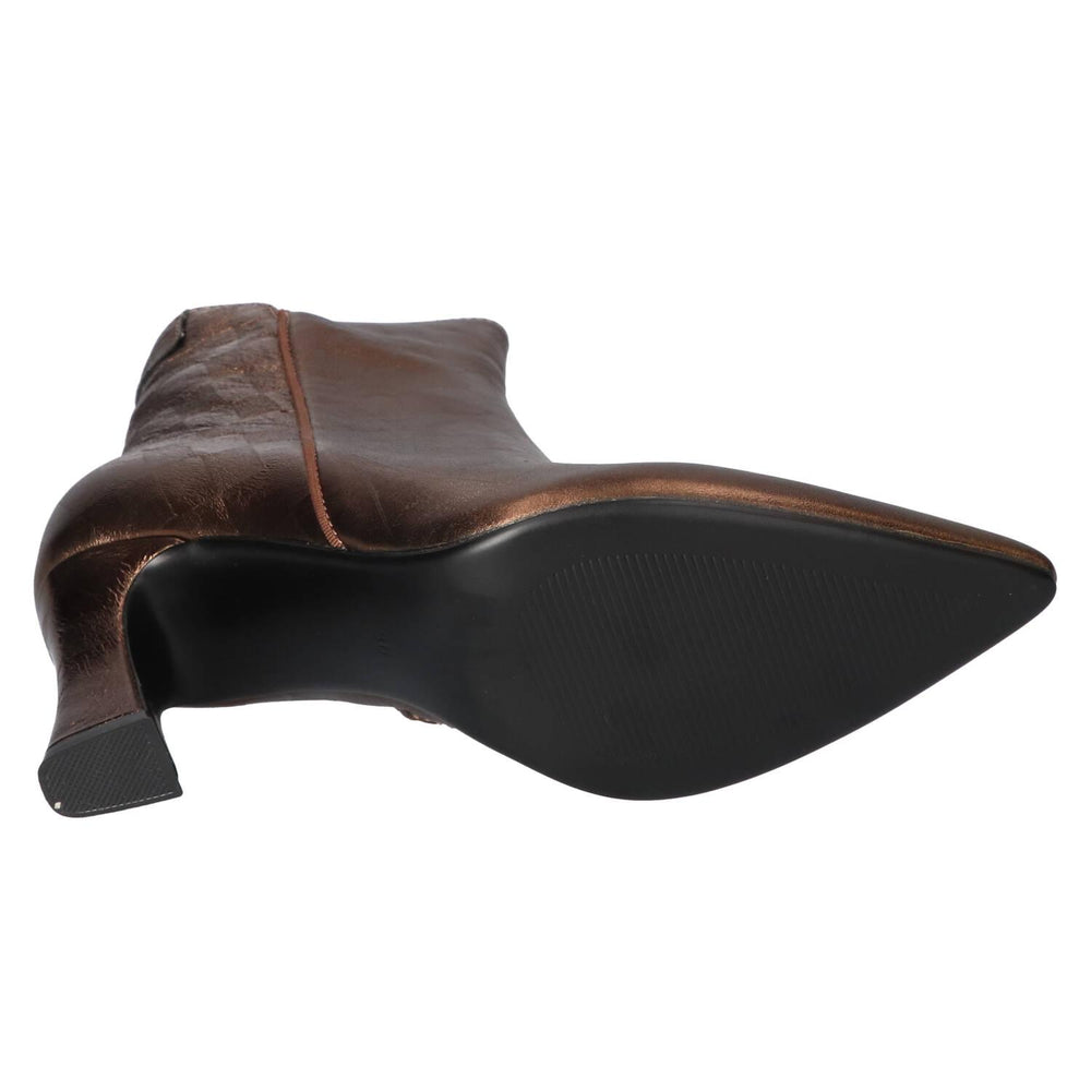 Bottines, Bronze