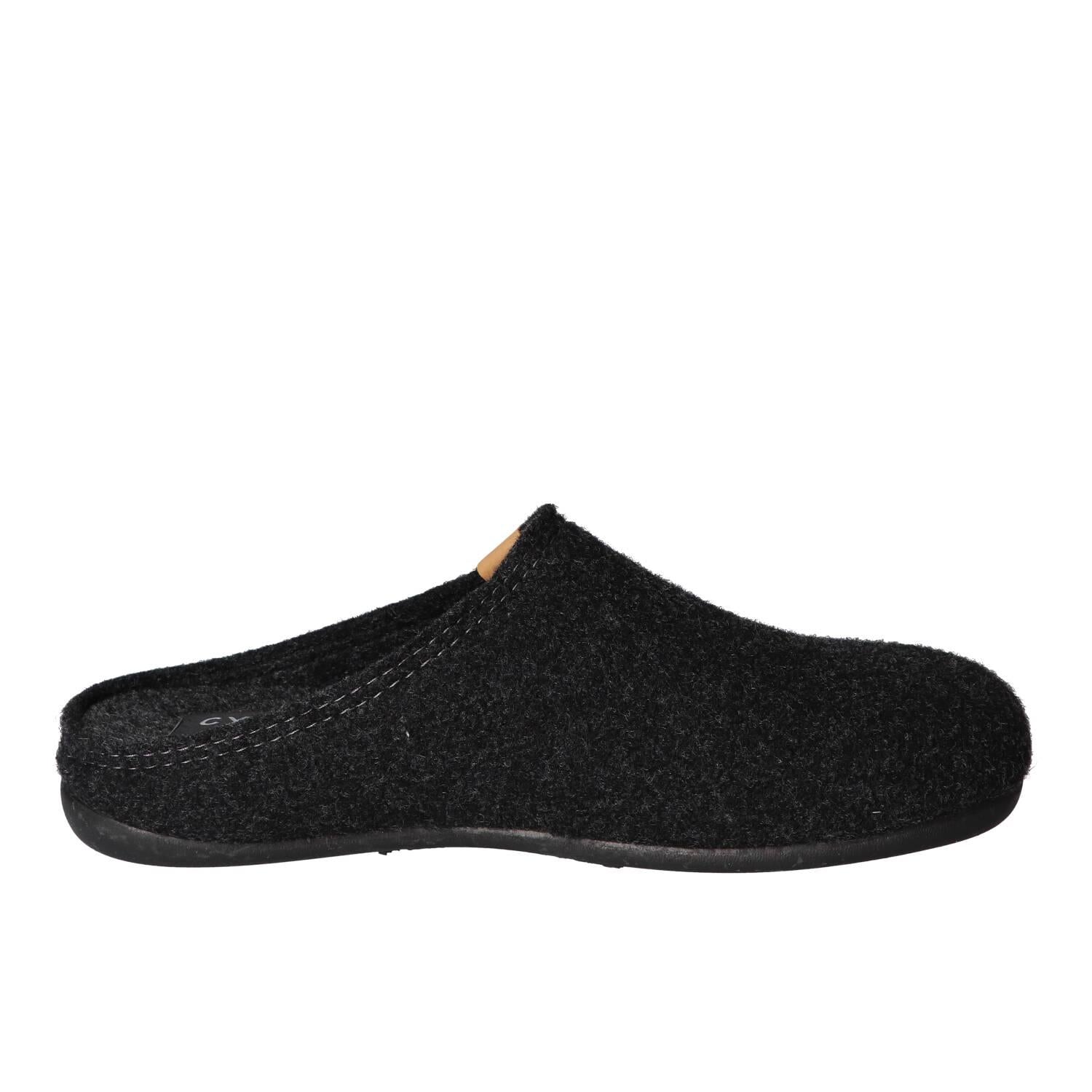 Chaussons, Gris