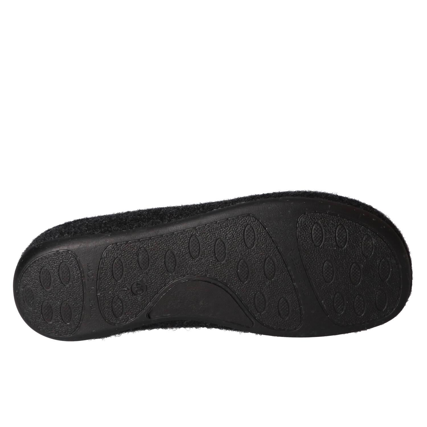 Chaussons, Gris