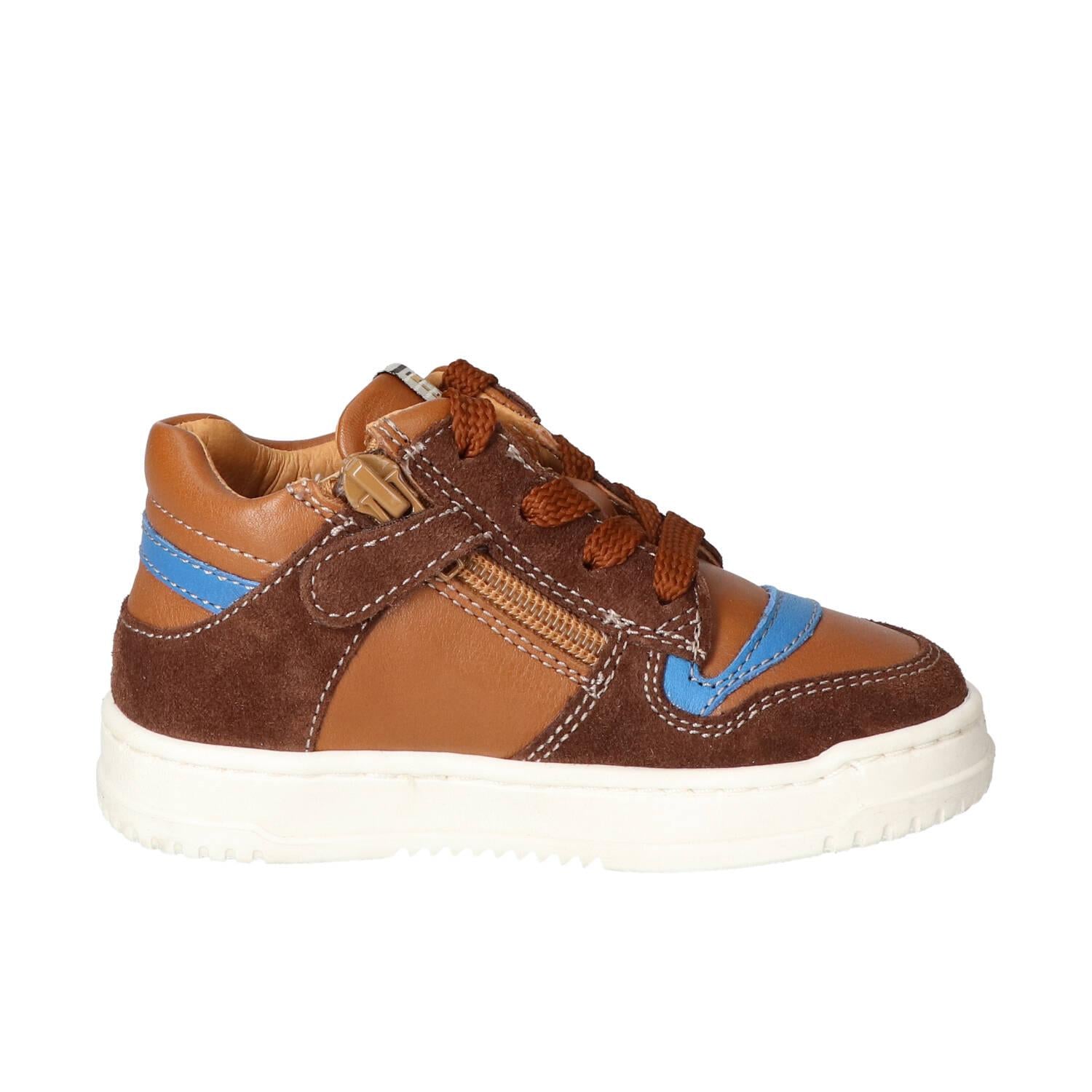 Chaussures à lacets, Cognac