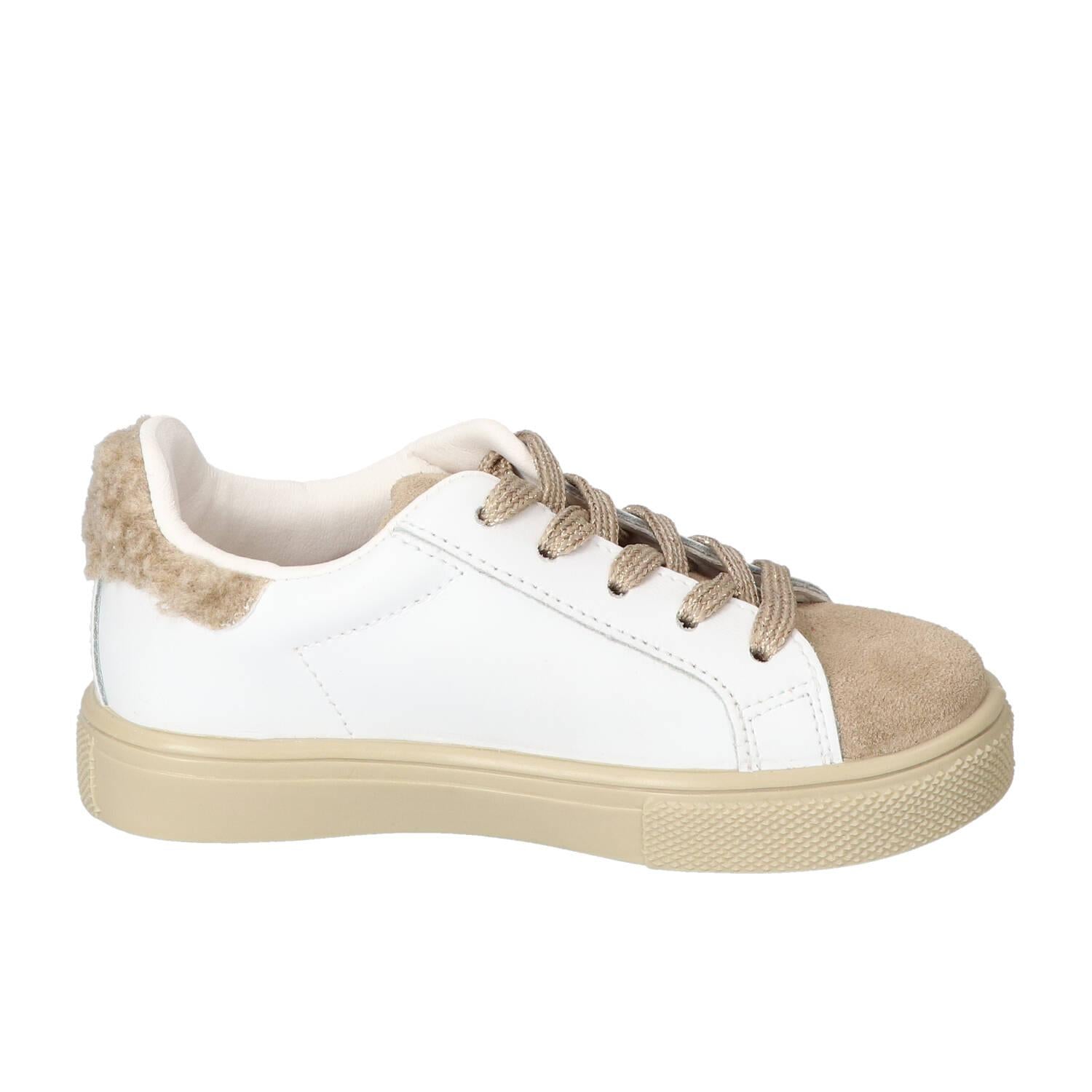 Veterschoenen, Wit