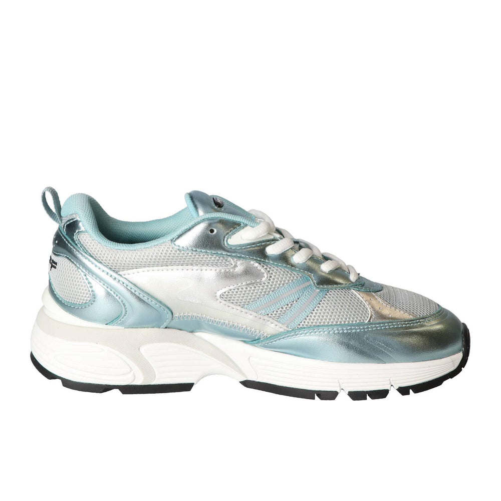 Baskets, bleu clair