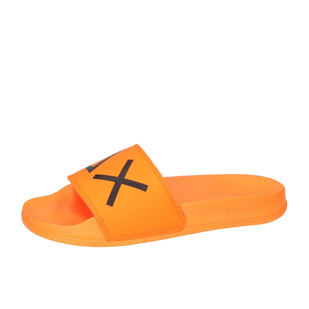 Chaussons, Orange