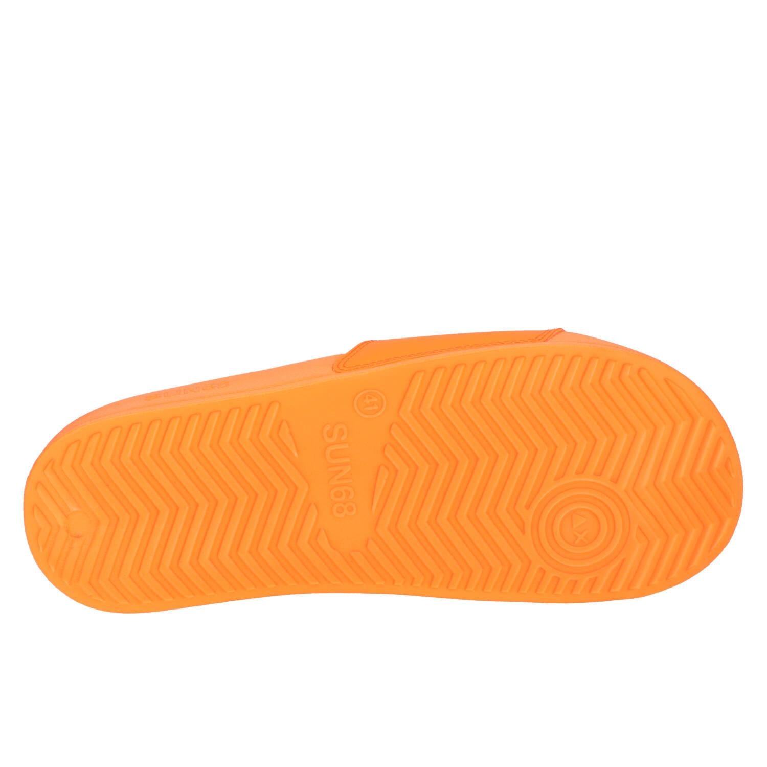 Slippers, Oranje