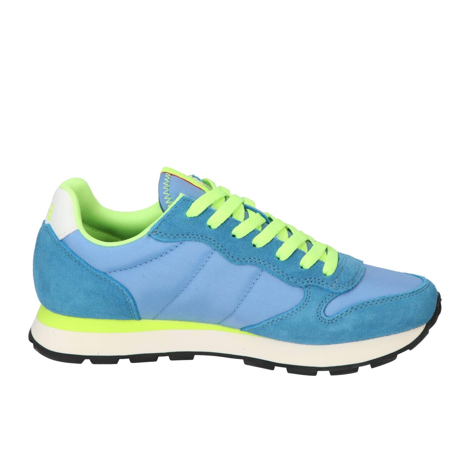 Baskets, bleu clair