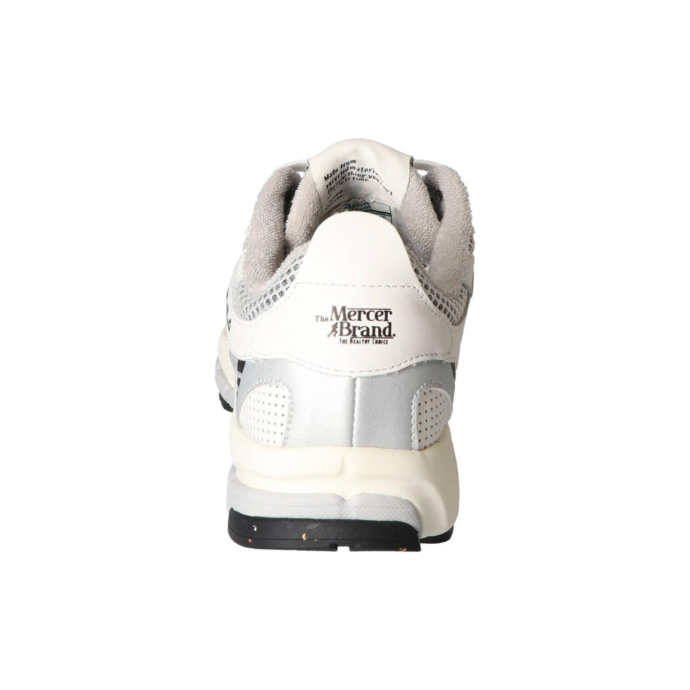 Sneakers, Zwart