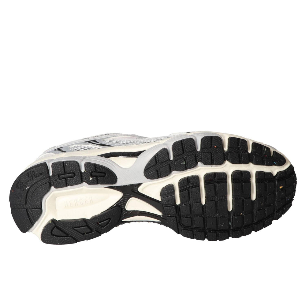 Sneakers, Zwart