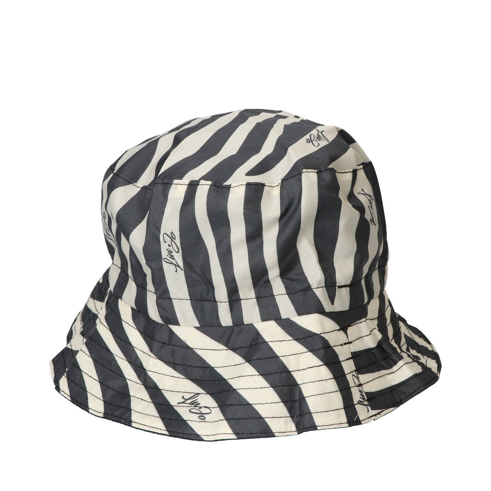 Chapeaux, Noir