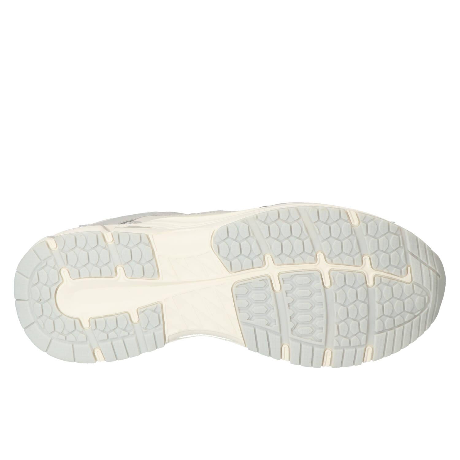 Baskets, gris