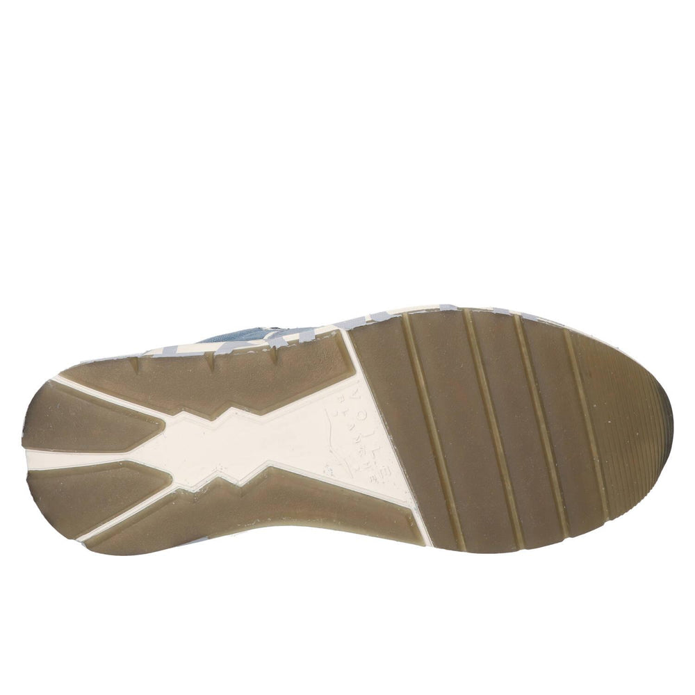Sneakers, Lichtblauw