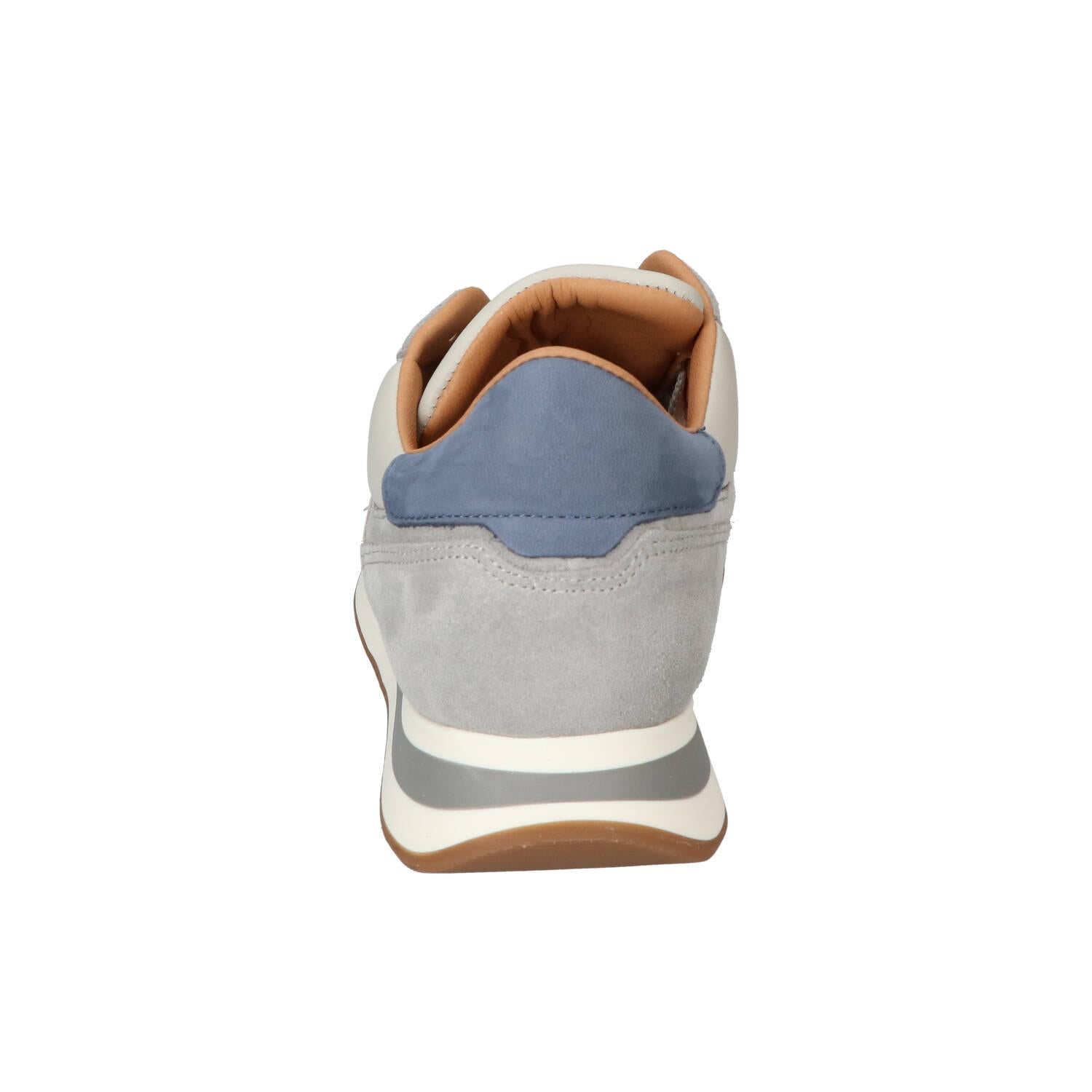 Baskets, gris