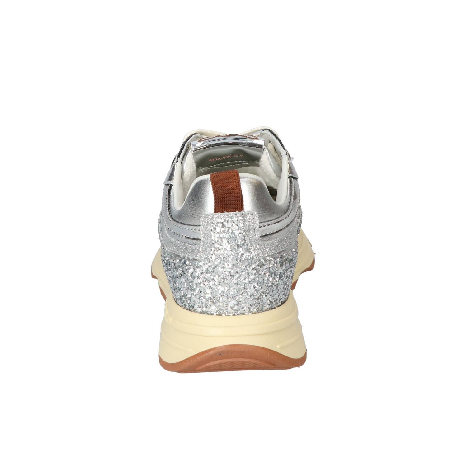 Sneakers, Zilver