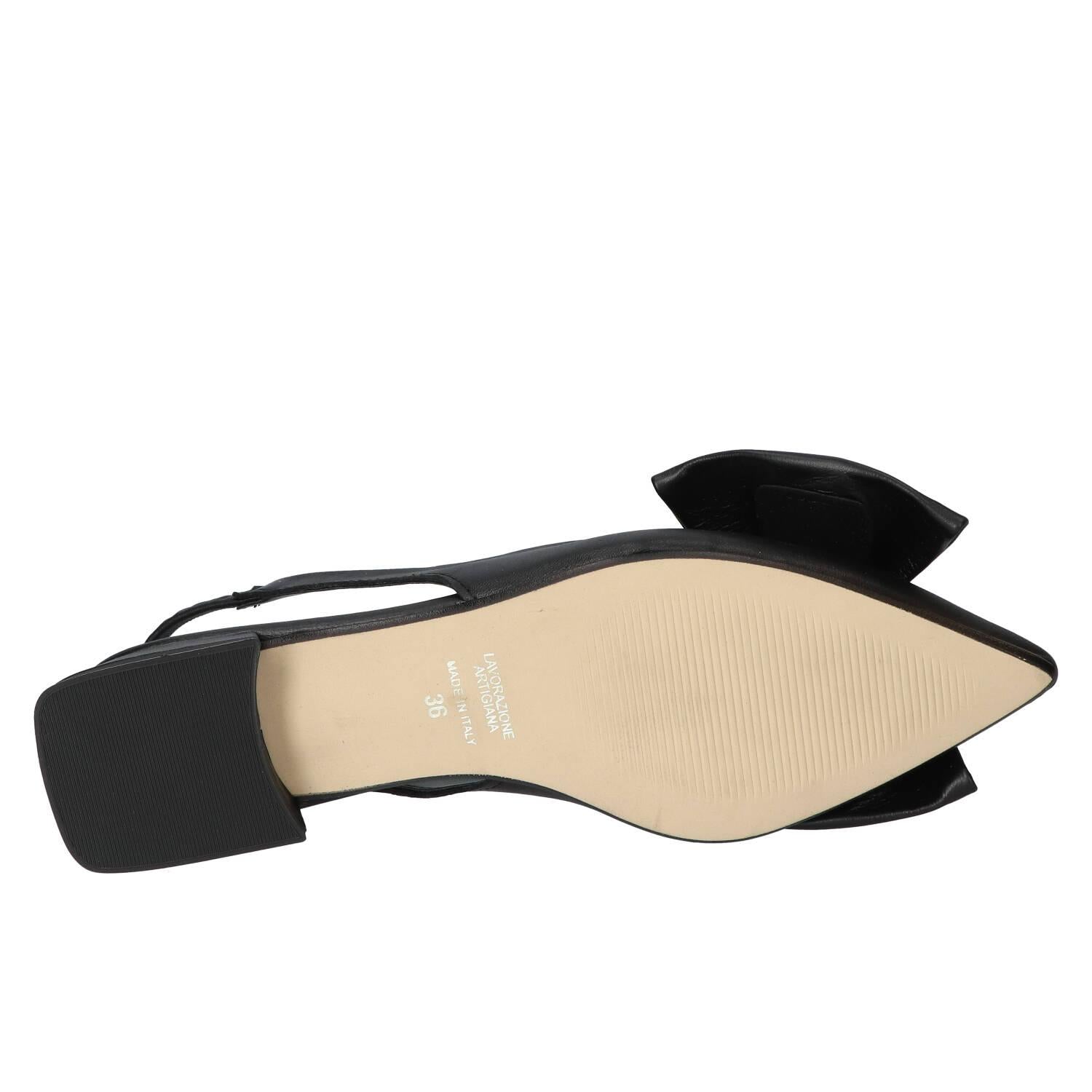 Slingback, Zwart