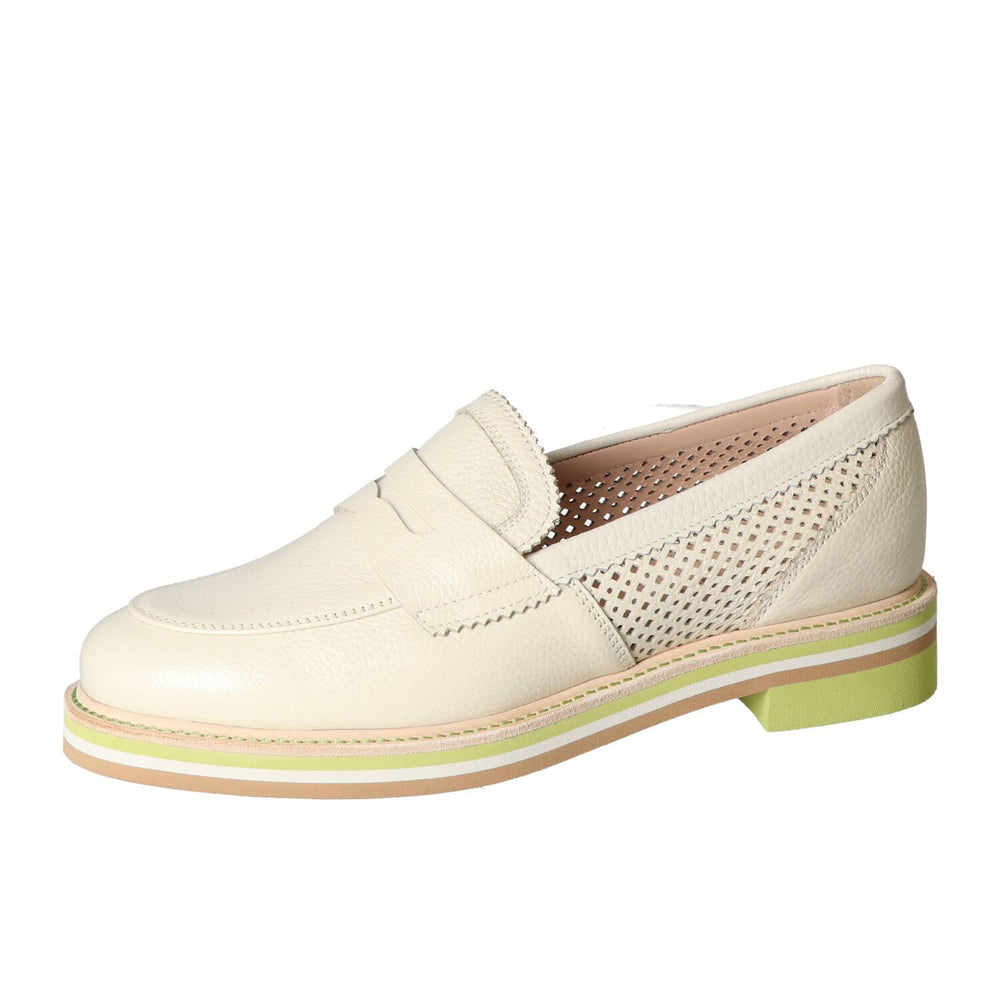 Chaussures à enfiler, Beige clair