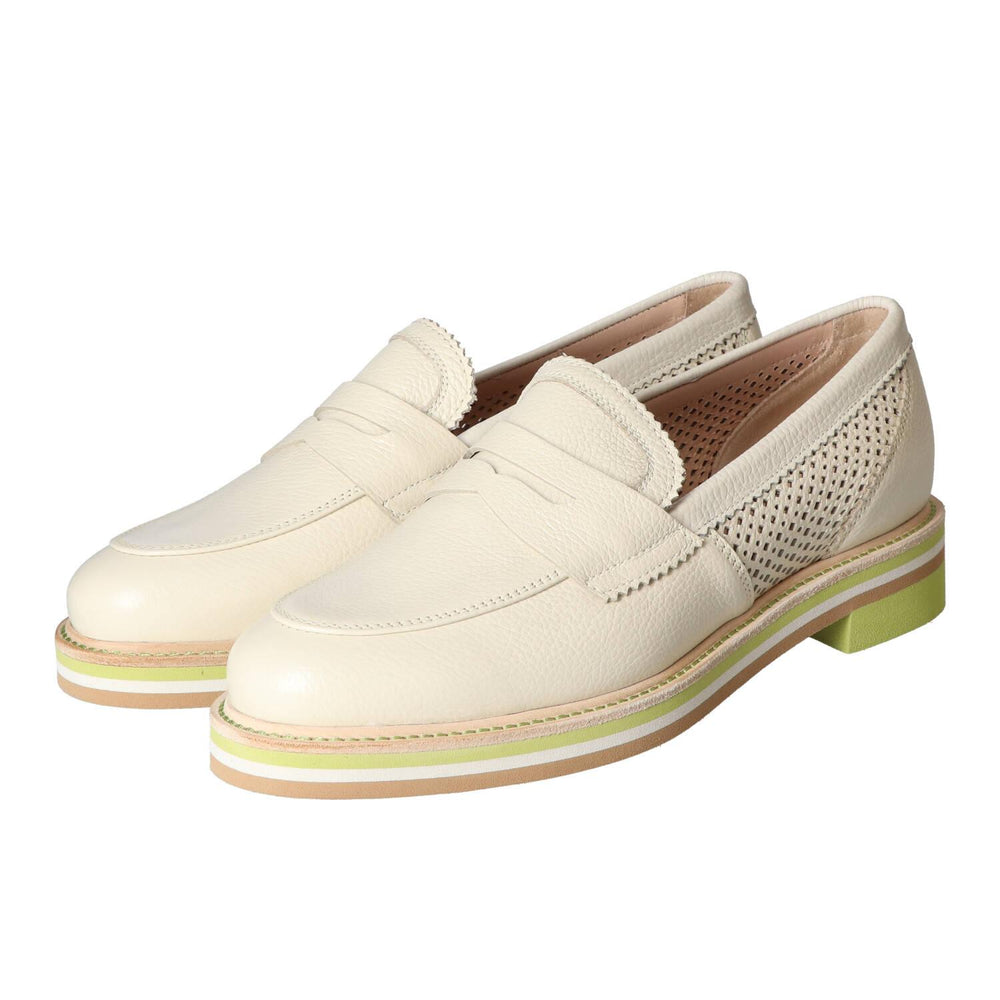 Chaussures à enfiler, Beige clair