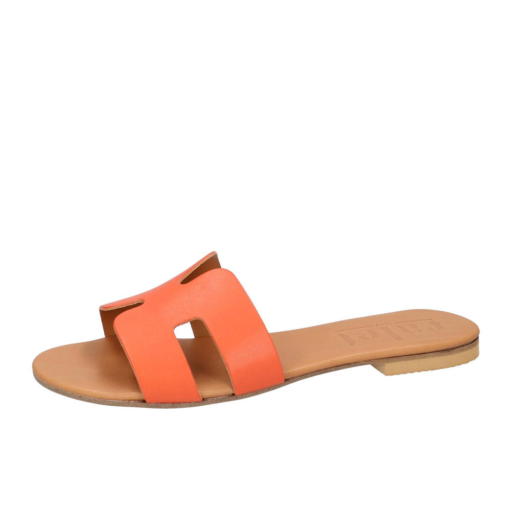 Mules, Orange