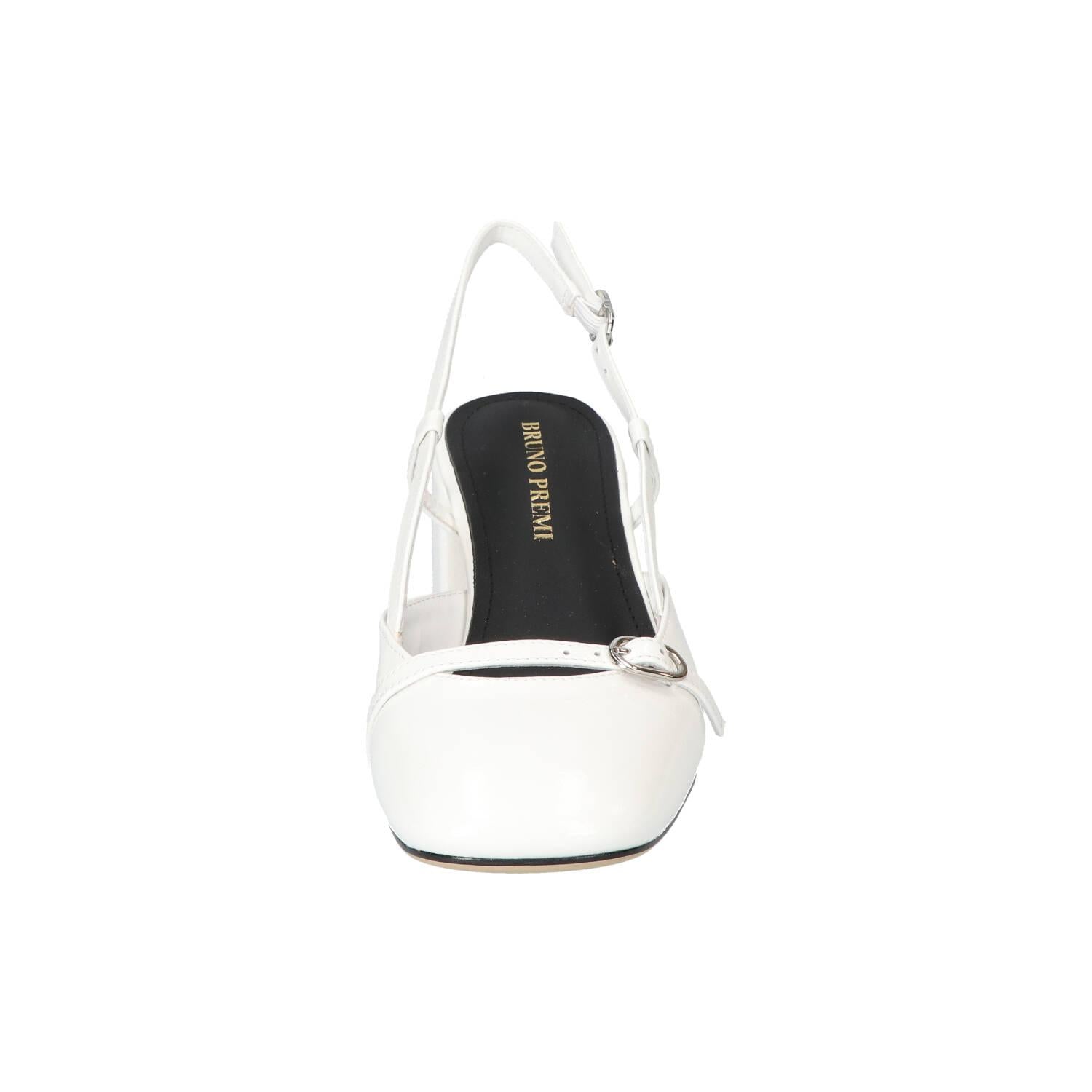 Slingback, Wit