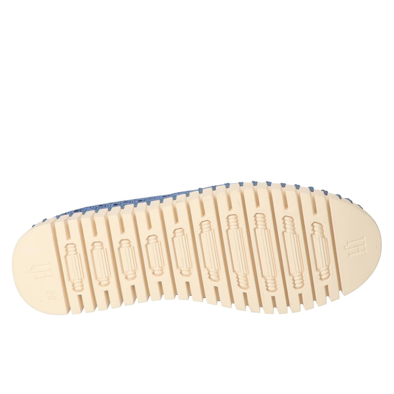 Instapschoenen, Blauw