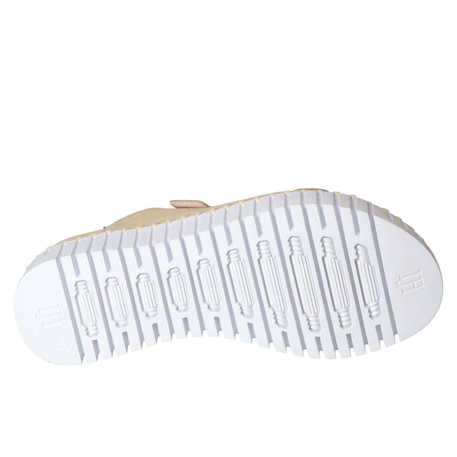 Chaussons, Or