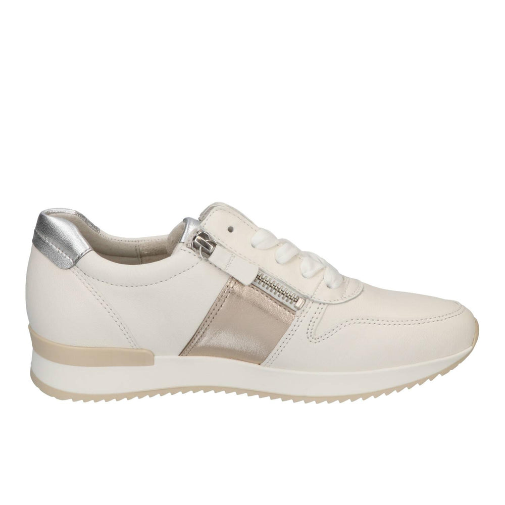 Baskets, blanc cassé