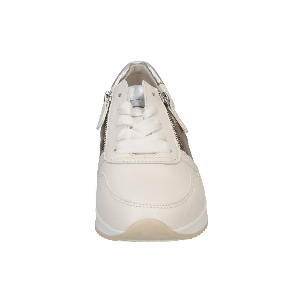 Baskets, blanc cassé