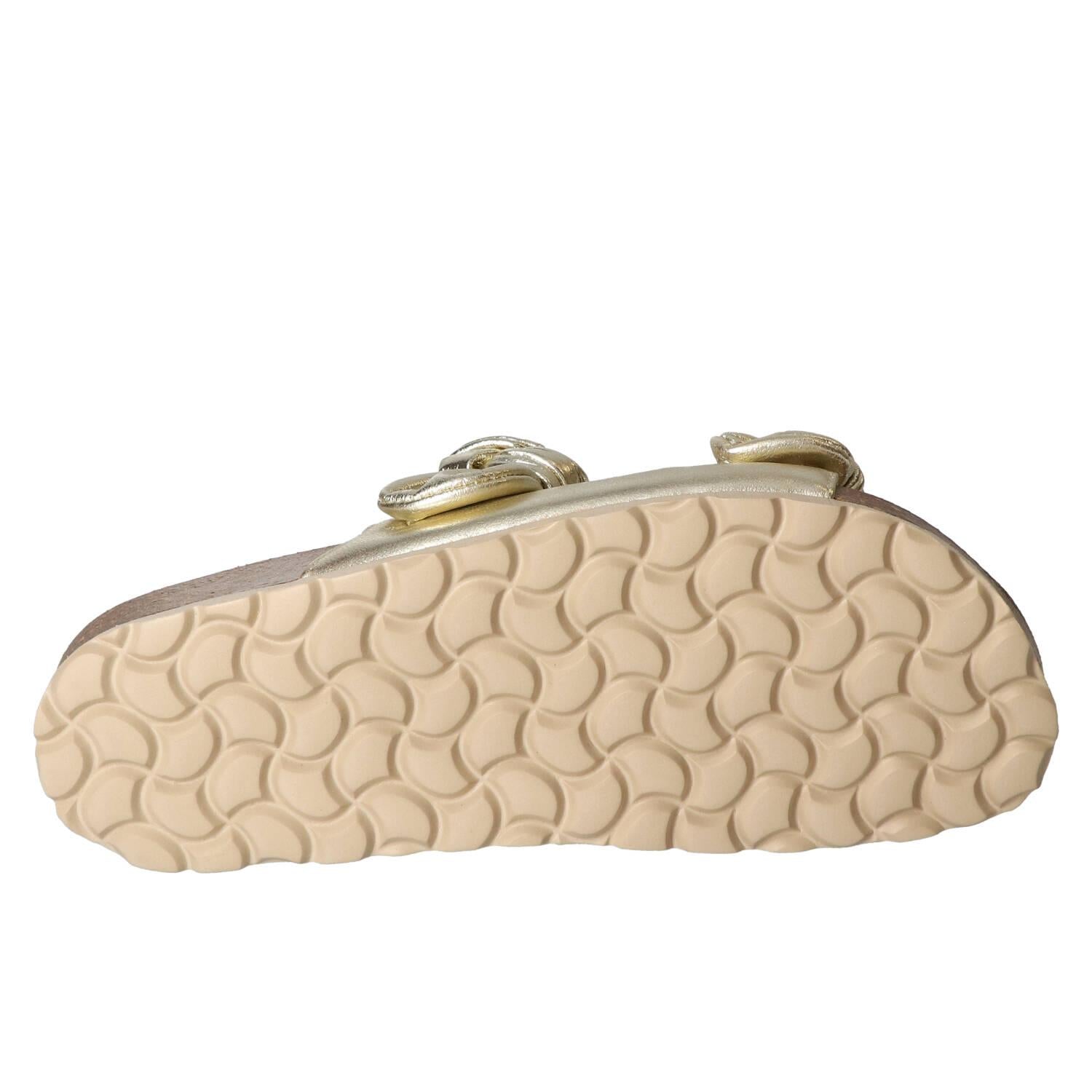 Chaussons, Or