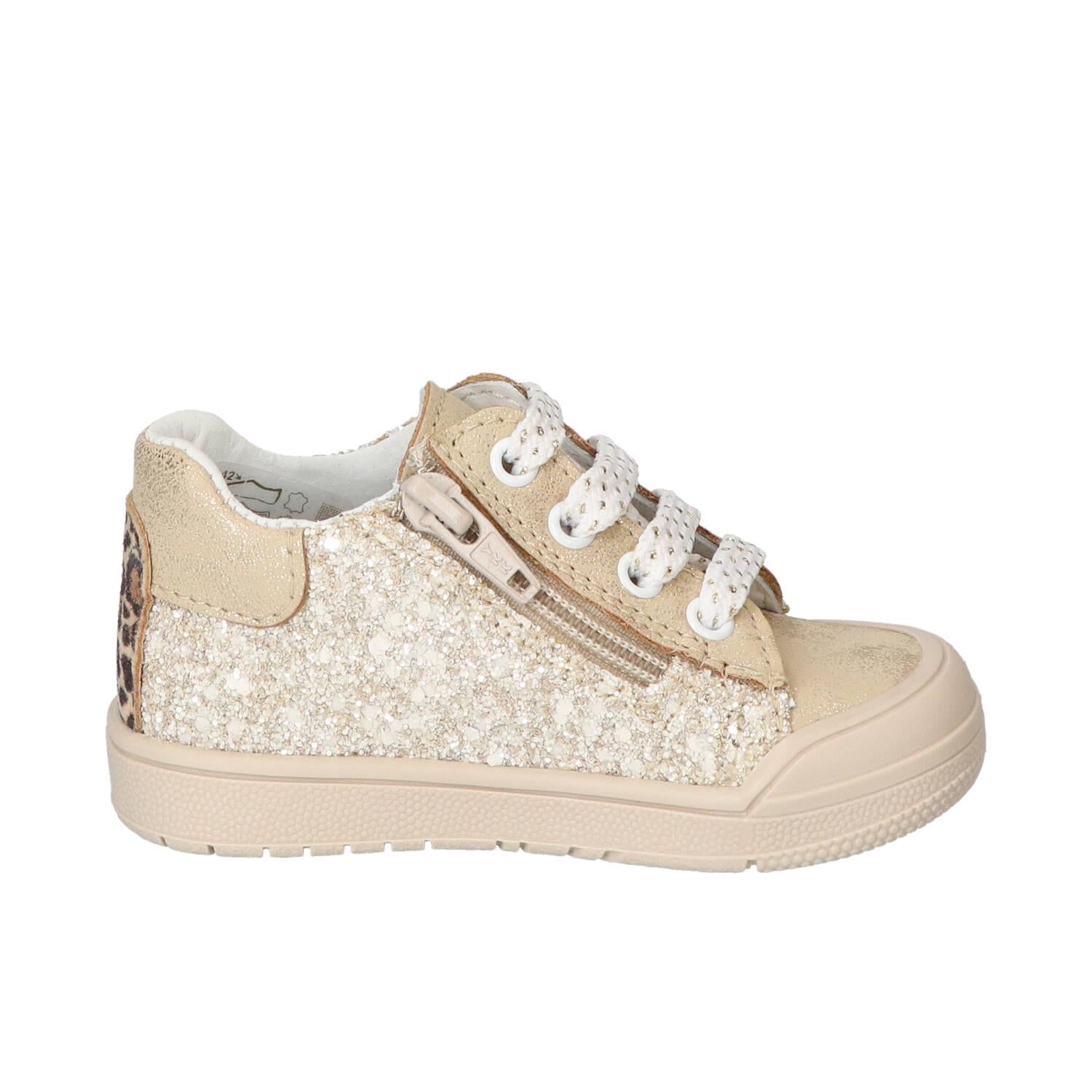 Chaussures à lacets, Doré