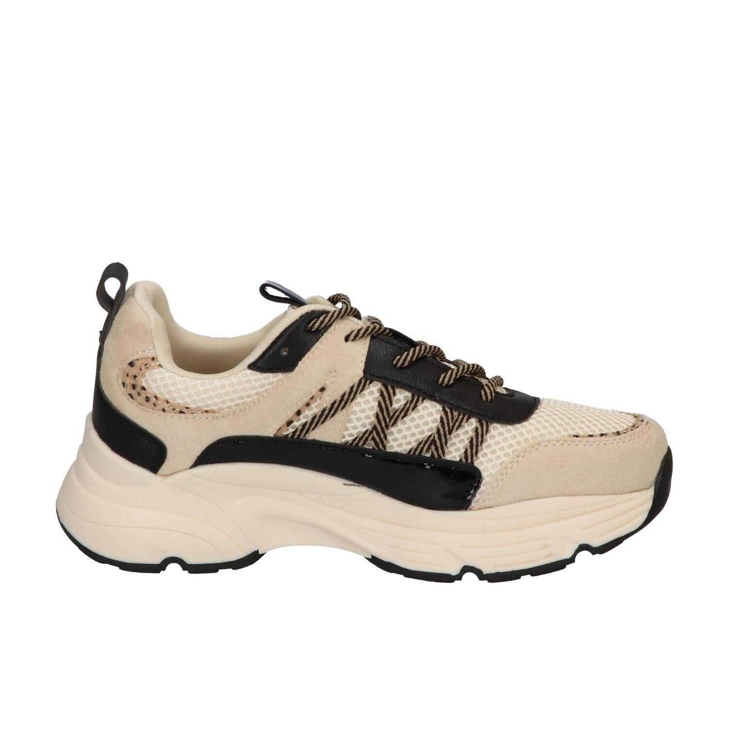 Baskets, beige clair