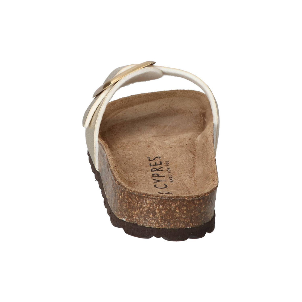 Chaussons, Or
