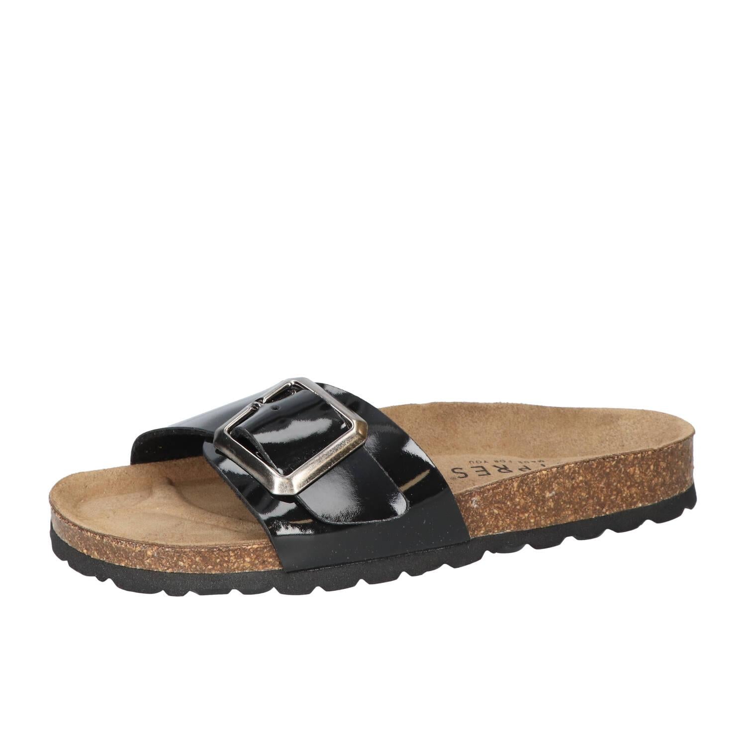 Slippers, Zwart