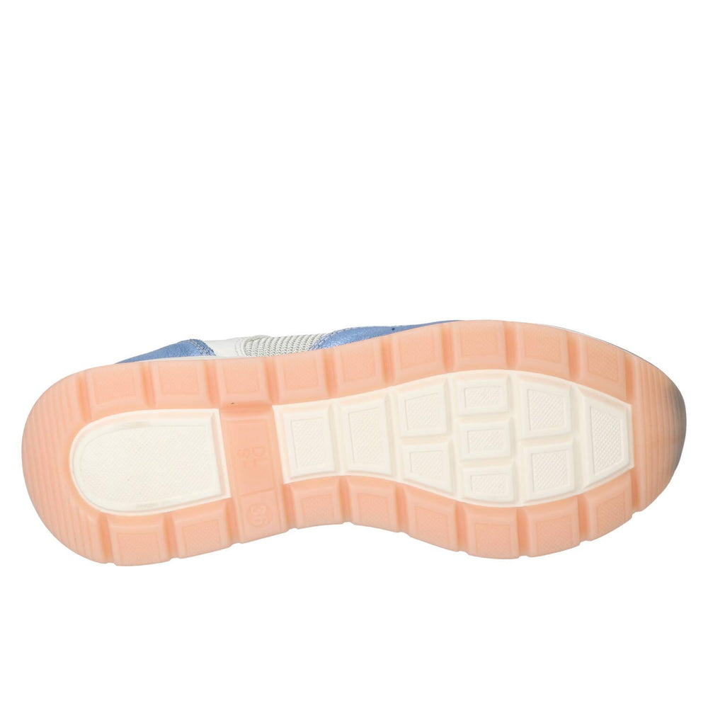 Sneakers, Lichtblauw